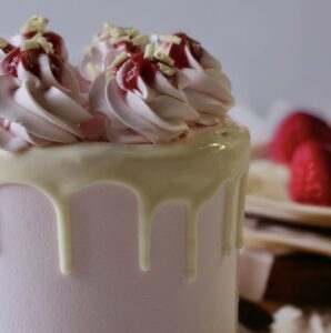 Layer Cake Framboise Chocolat Blanc